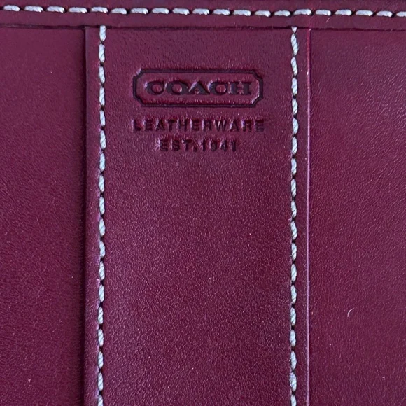 NWOT COACH LEATHER WALLET - Picture 2 of 6